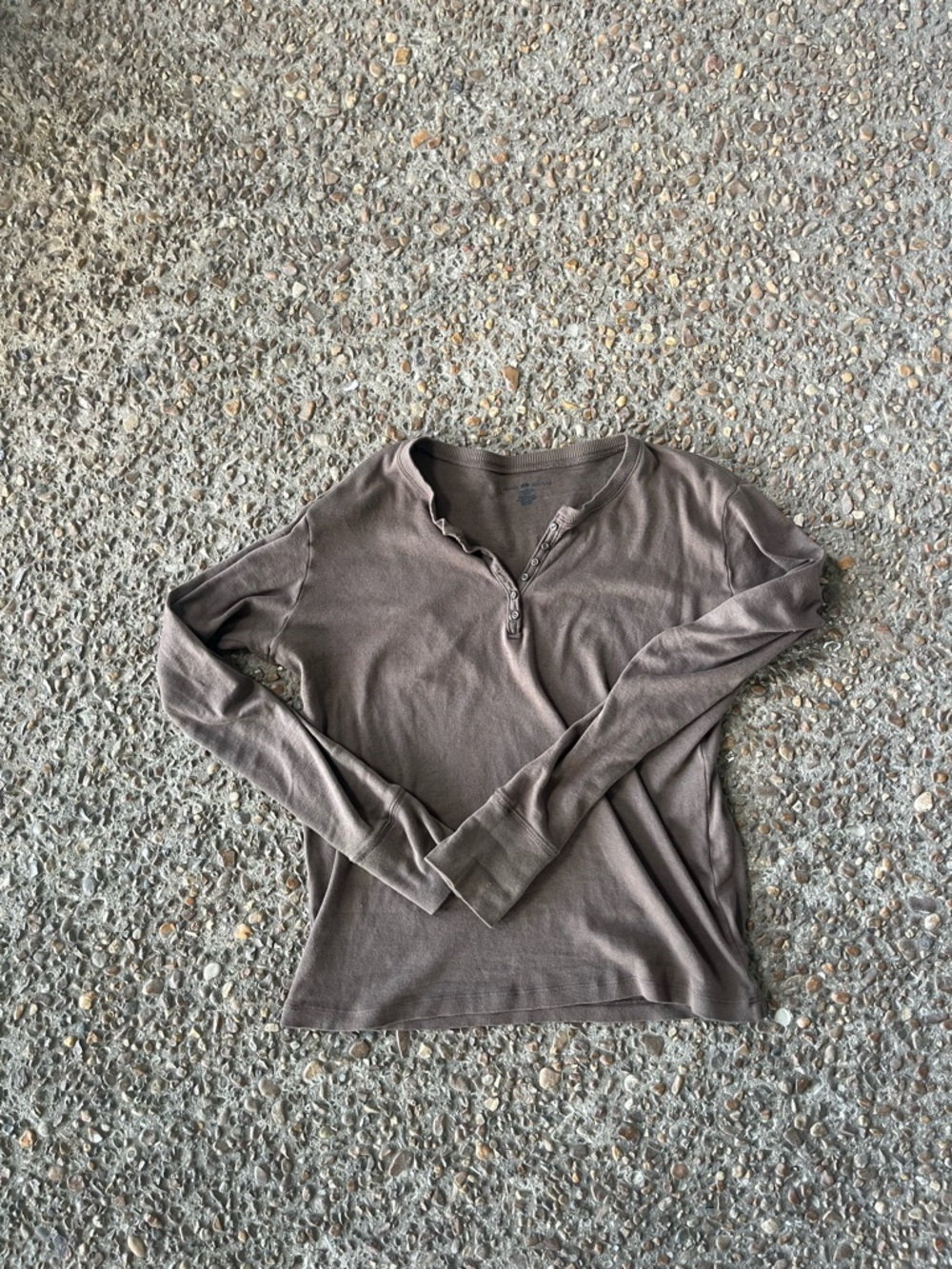 brandy melville brown henley size s